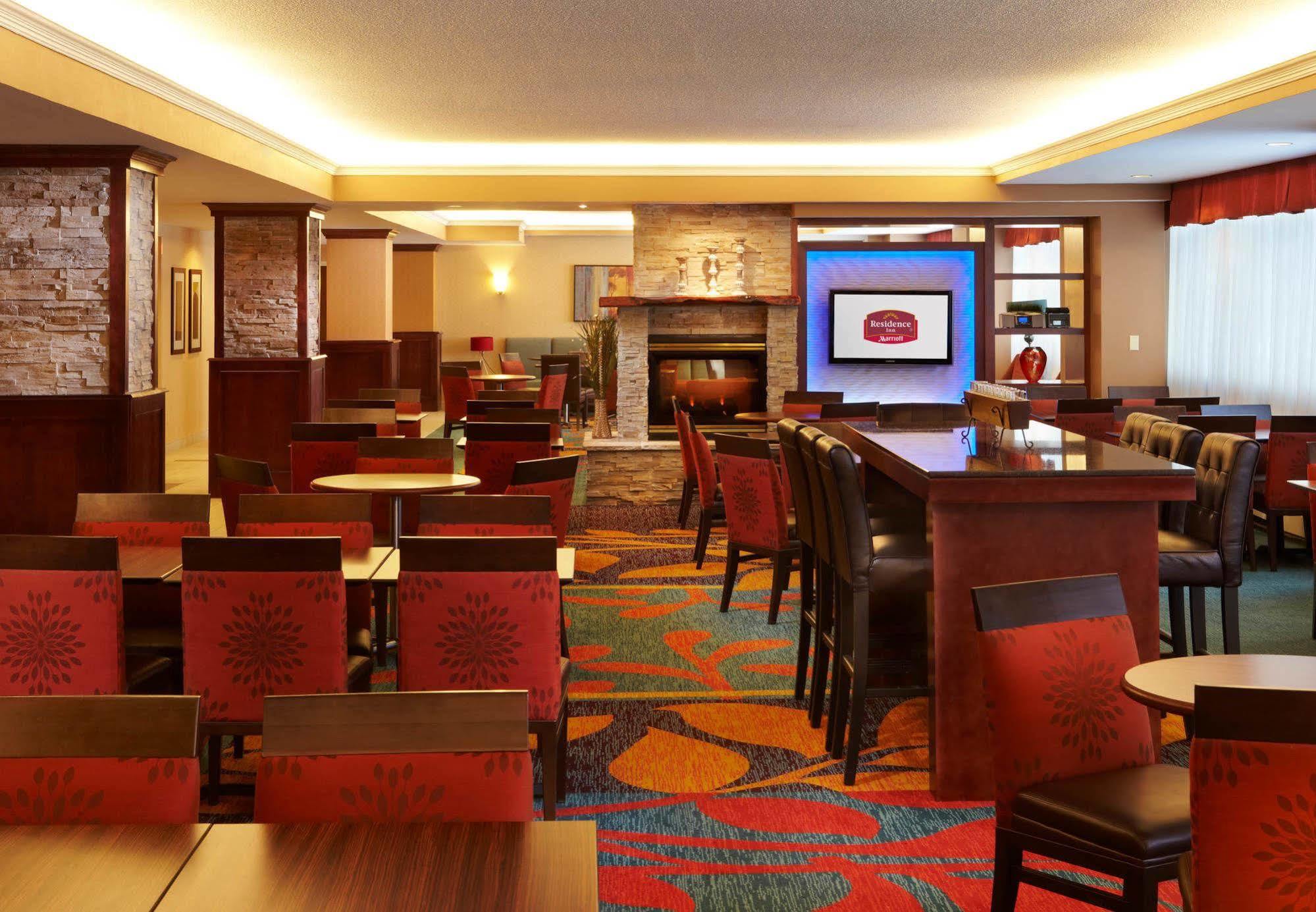 אוטווה The Carleton Suite Hotel מראה חיצוני תמונה